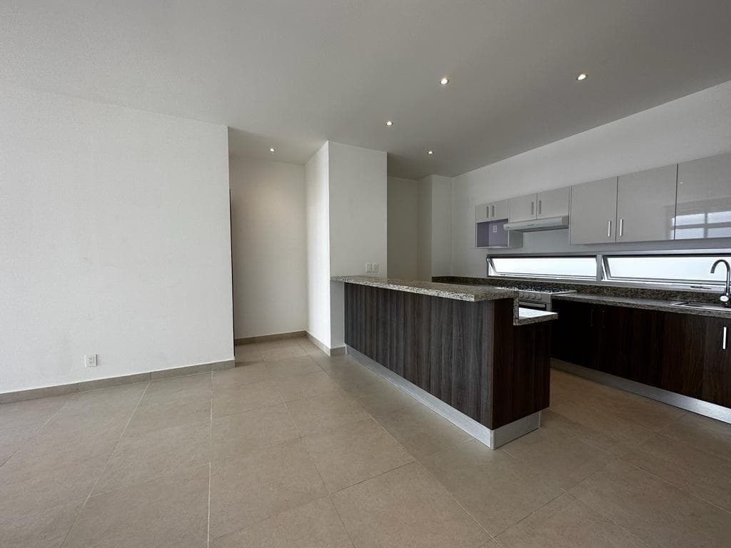 Penthouse for Sale on Via Montejo in Mérida, Yucatán
