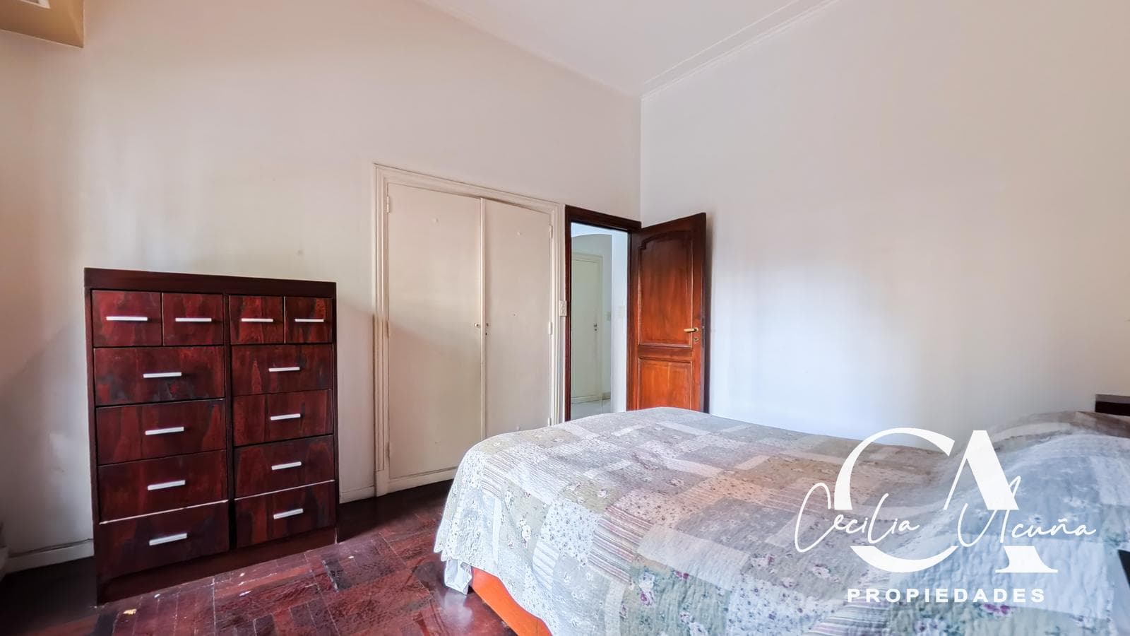 Apartment for Sale in Barrio Norte: 3 Rooms