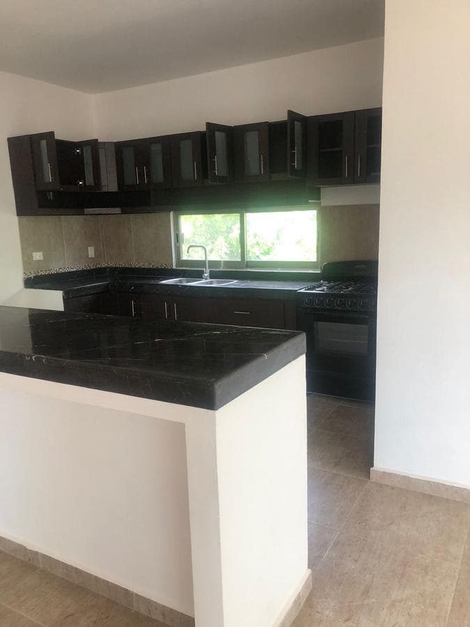 APARTMENT FOR SALE IN CANCUN, COLEGIOS NEIGHBORHOOD.