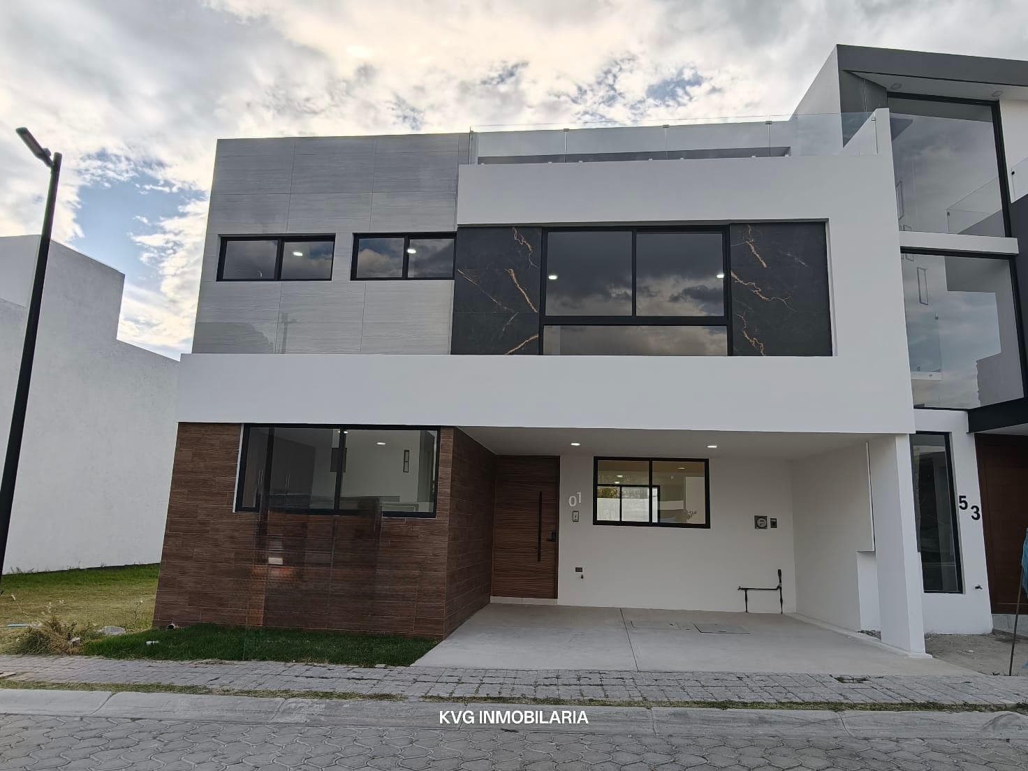 House for sale, 5 bedrooms, rooftop, 32 m² garden, Lomas de Angelópolis III, Puebla