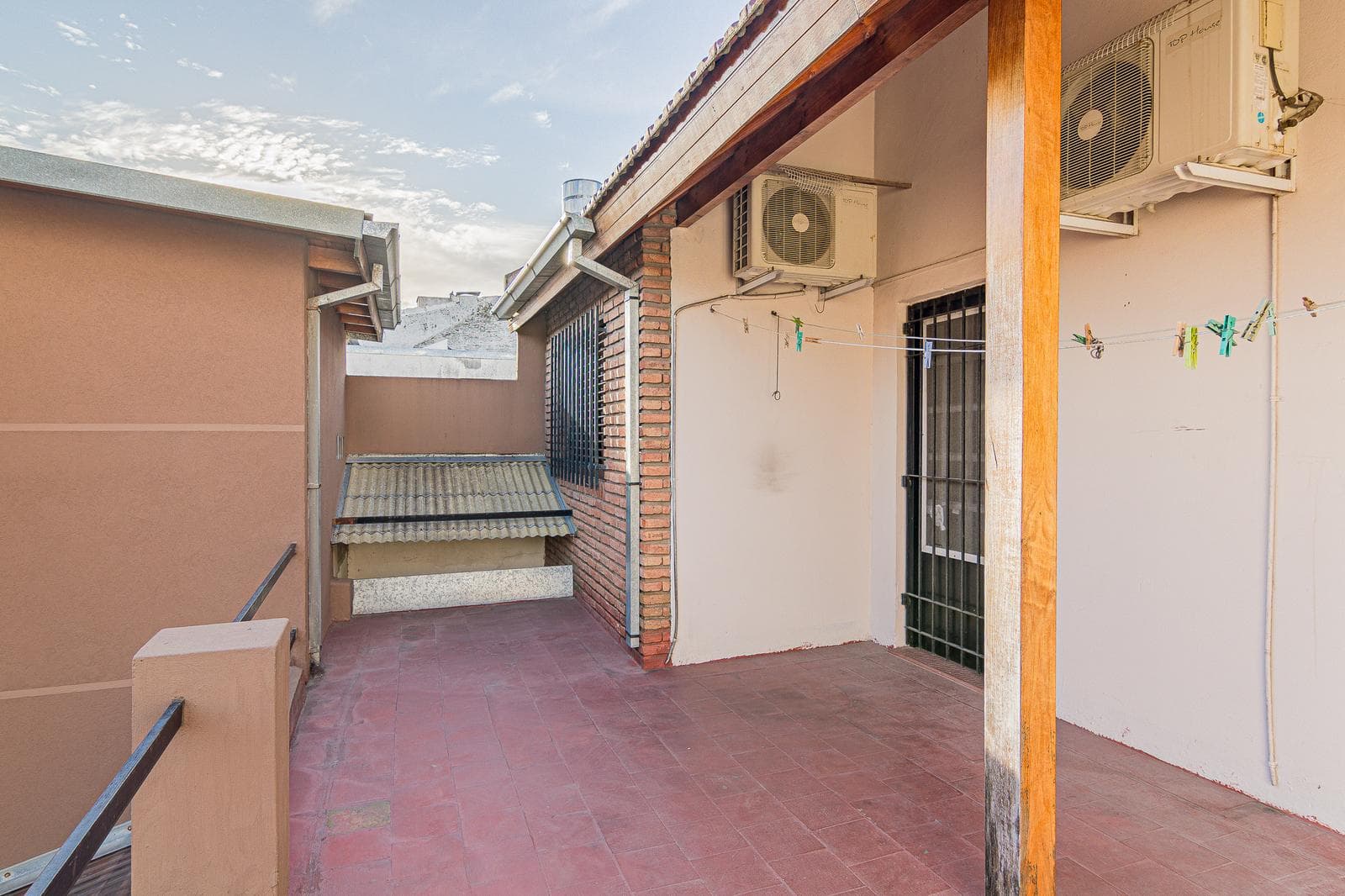 Multifamily Home in Villa Lugano