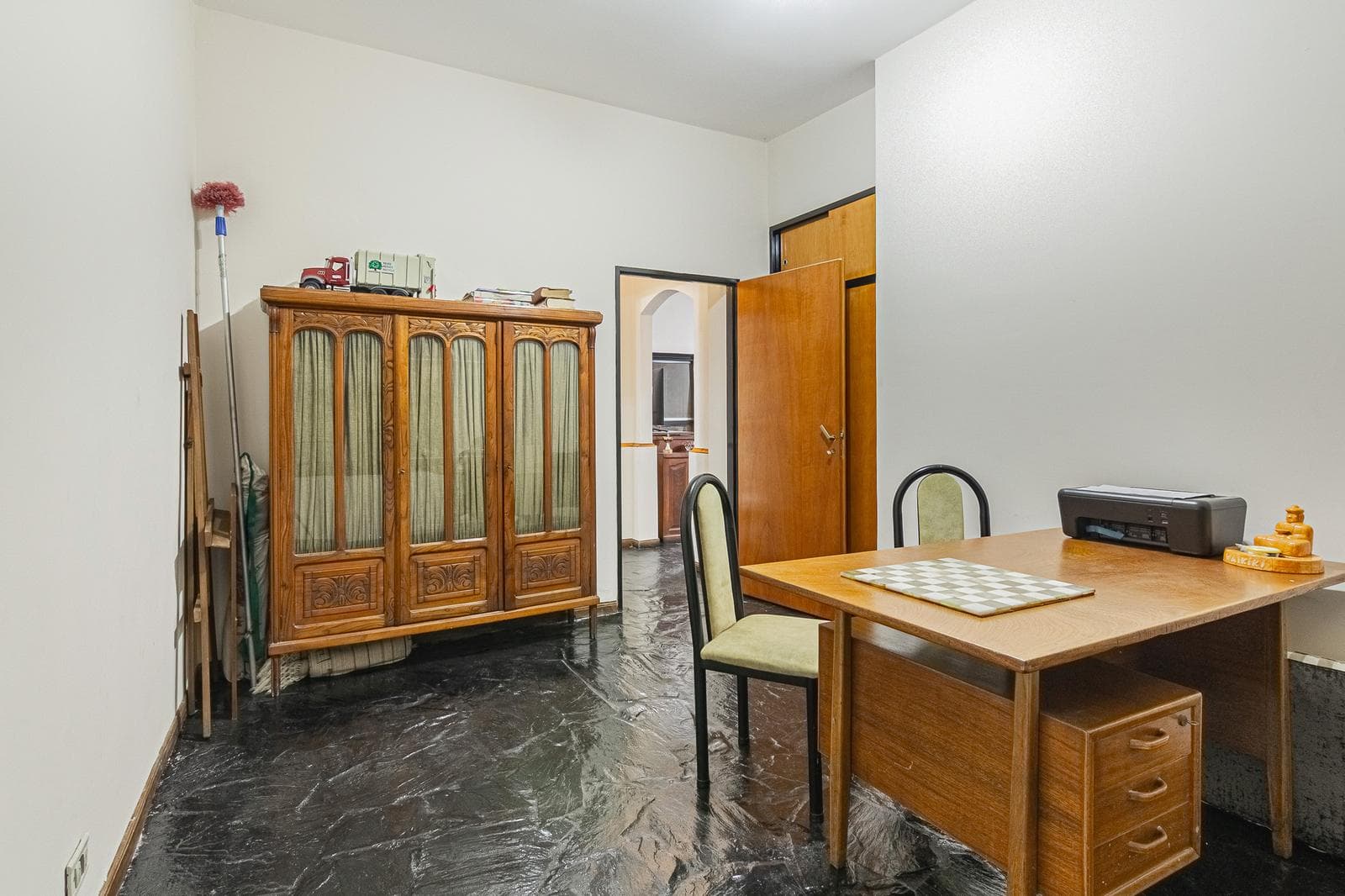 Multifamily Home in Villa Lugano