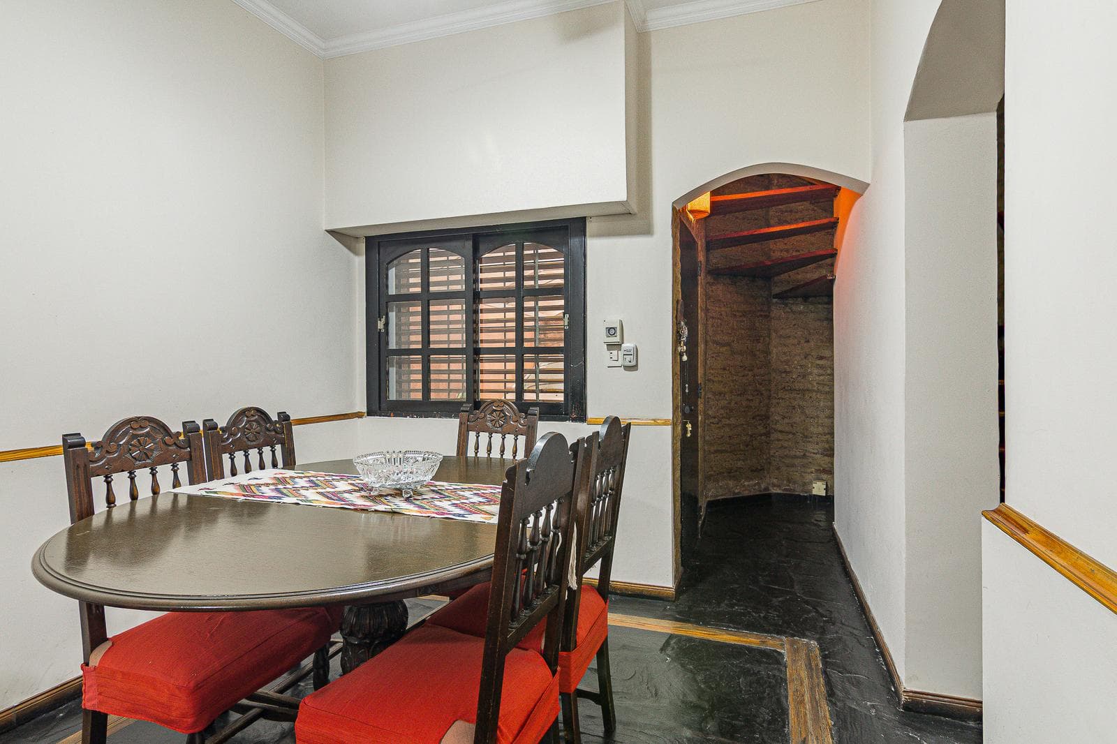 Multifamily Home in Villa Lugano