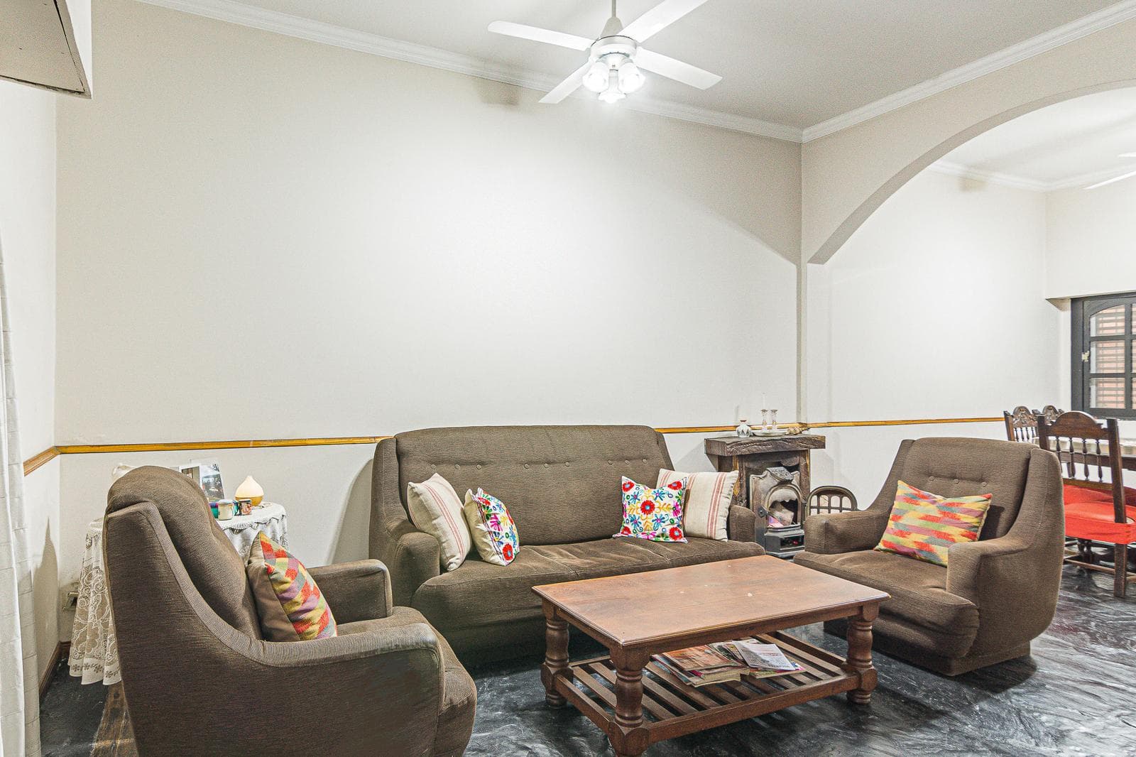 Multifamily Home in Villa Lugano