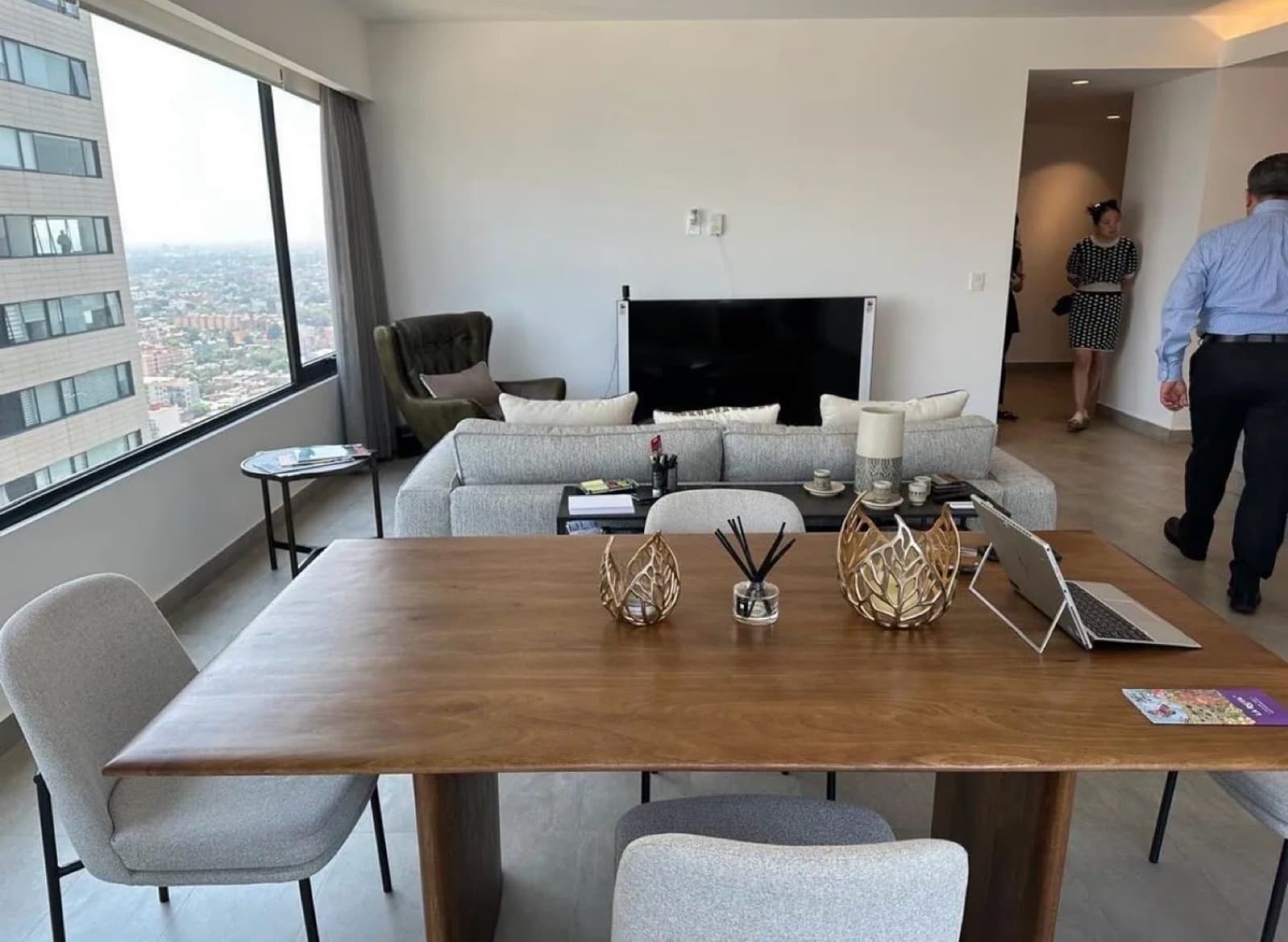 Apartment for rent in Polanco, Neuchatel: 3 bedrooms, storage room, maid's quarters, 3 parking spaces