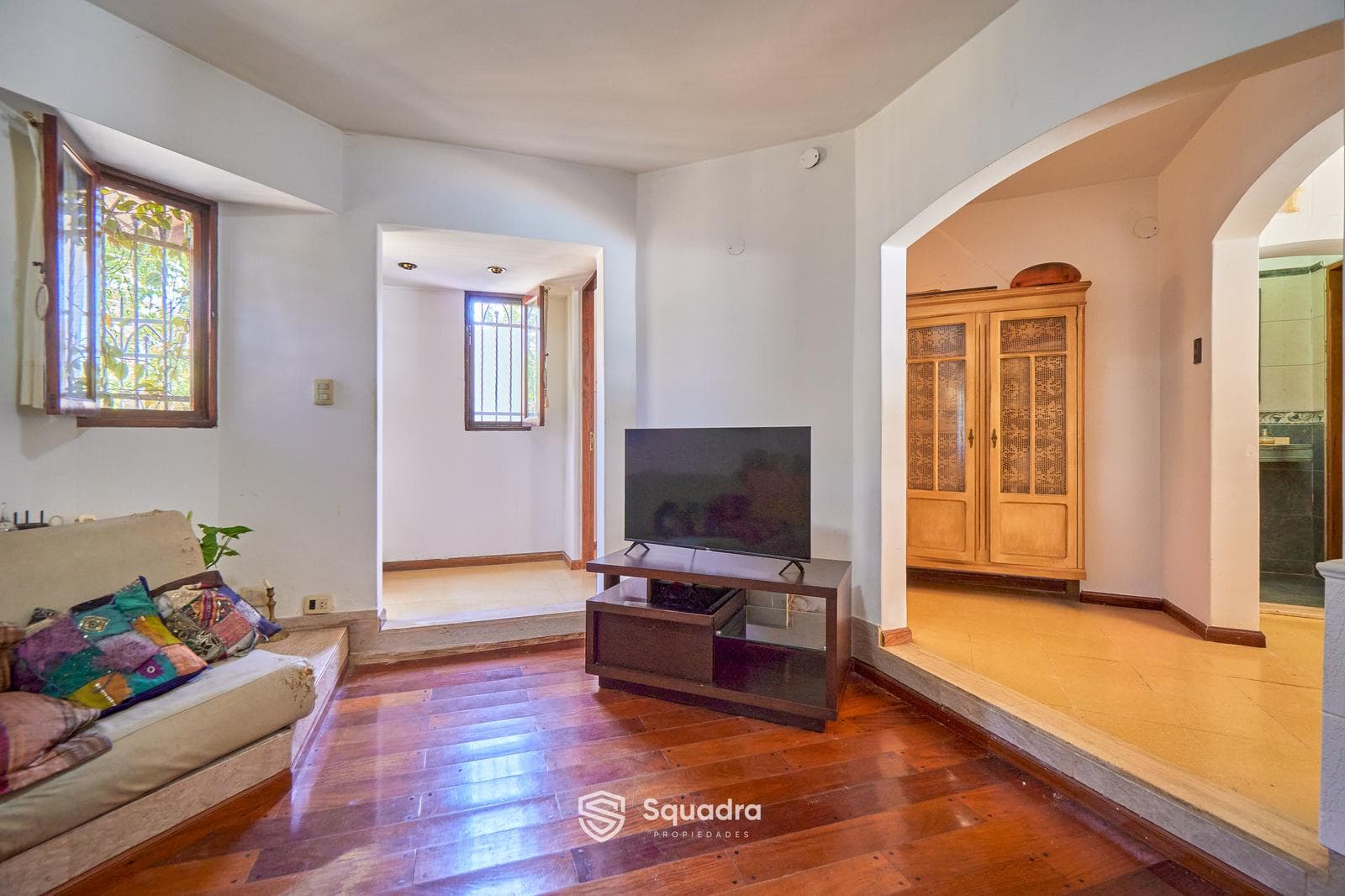 FOR SALE | TRADE - 3-bedroom house with loft, barbecue area, and pool - G. Baigorria. MORTGAGE ELIGIBLE.