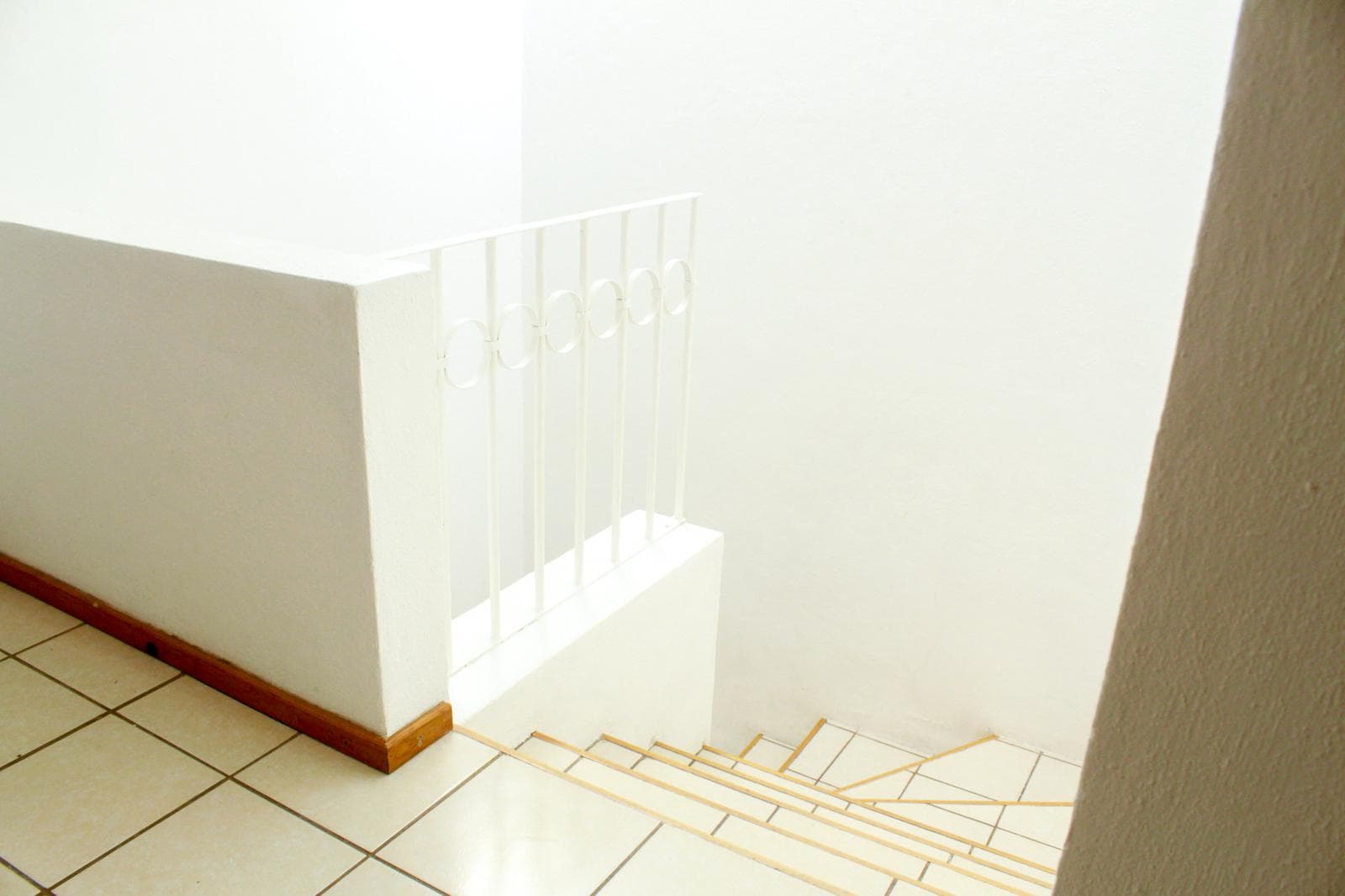 OPPORTUNITY: SPACIOUS HOME FOR SALE IN REAL DEL BOSQUE, QUERÉTARO Home in a condominium complex