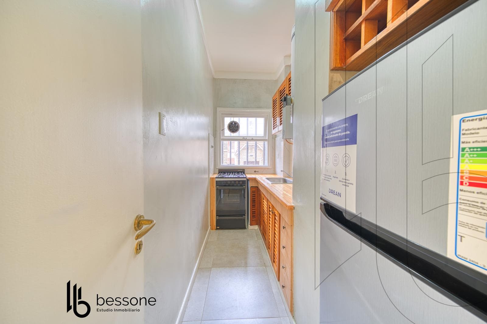 2-Room Apartment with Balcony, Refurbished and Furnished, La Perla