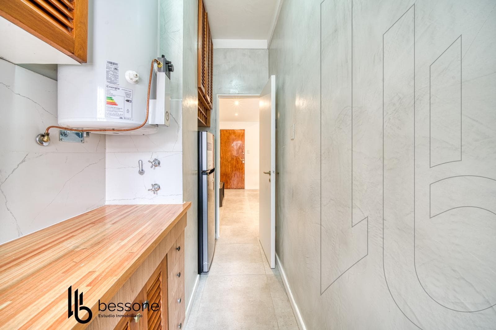 2-Room Apartment with Balcony, Refurbished and Furnished, La Perla