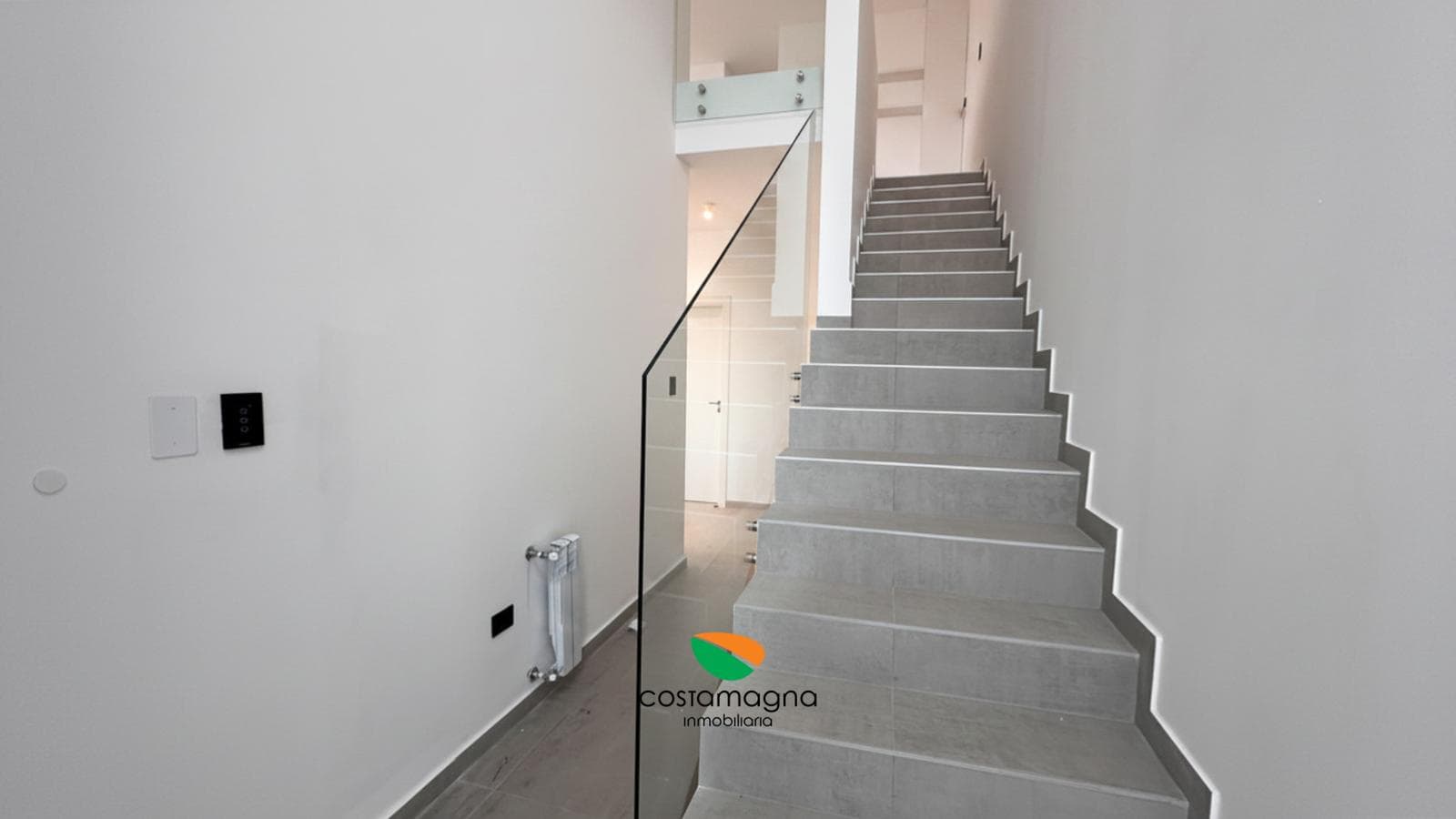 3-Bedroom Duplex for Sale in Prados de Manantiales
