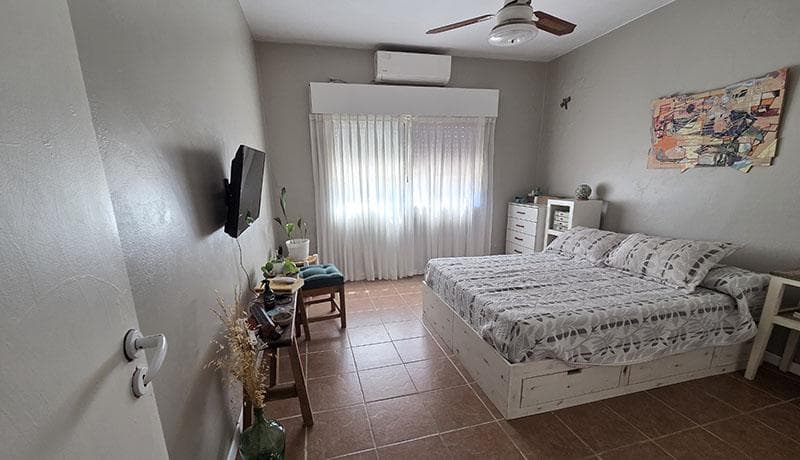 QUALIFIES FOR A LOAN: House for Sale with Guest House in Troncos del Talar
