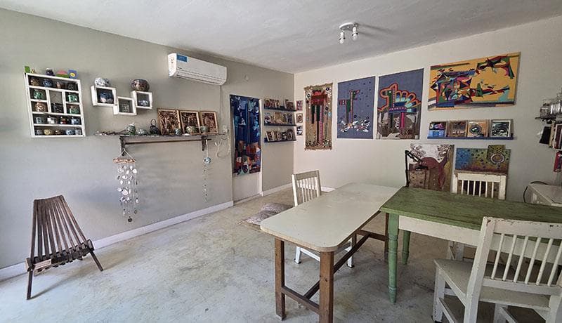 QUALIFIES FOR A LOAN: House for Sale with Guest House in Troncos del Talar