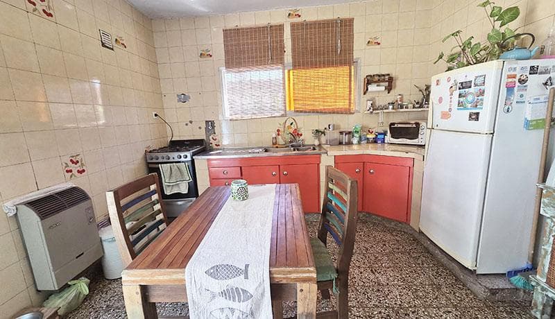 QUALIFIES FOR A LOAN: House for Sale with Guest House in Troncos del Talar