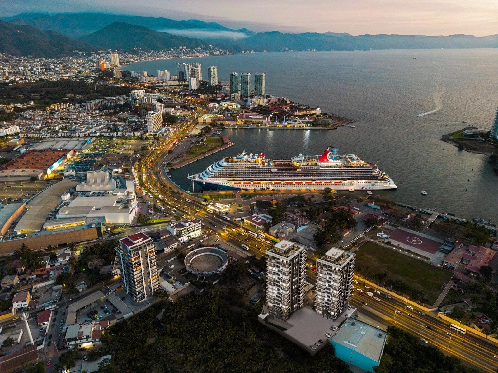Apartment for Sale in Puerto Vallarta, DUE Cruise Ship Area
