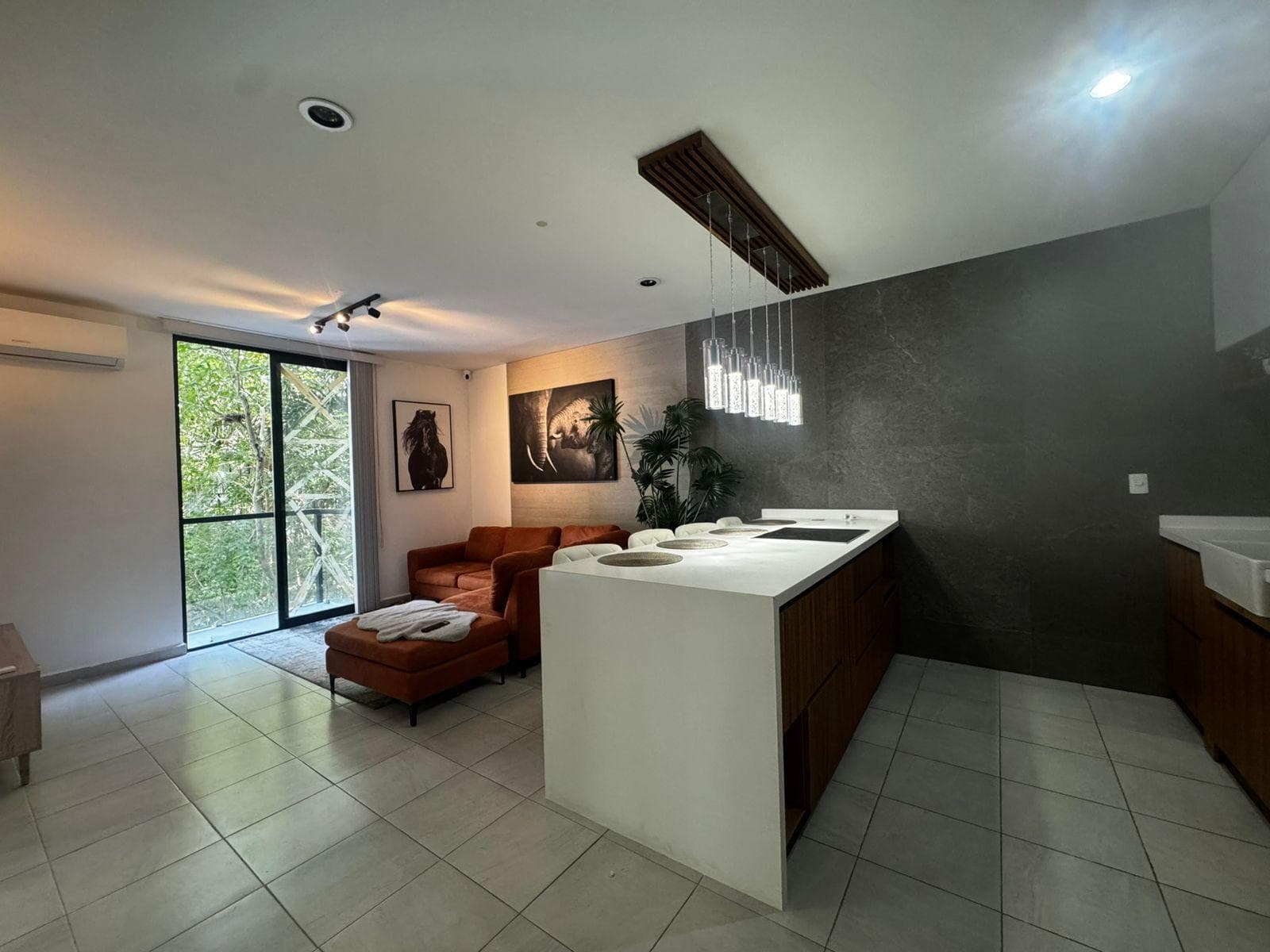 Fully Equipped and Furnished 2-Bedroom Apartment