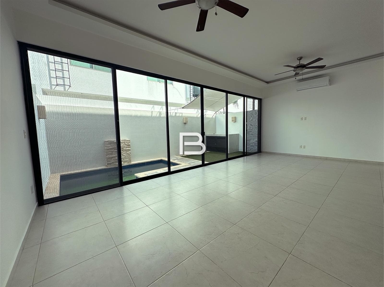 House for Sale at Aqua Residencial