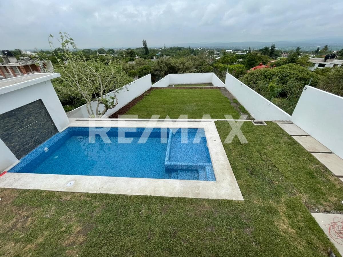 House for Sale in Morelos, Altos de Oaxtepec