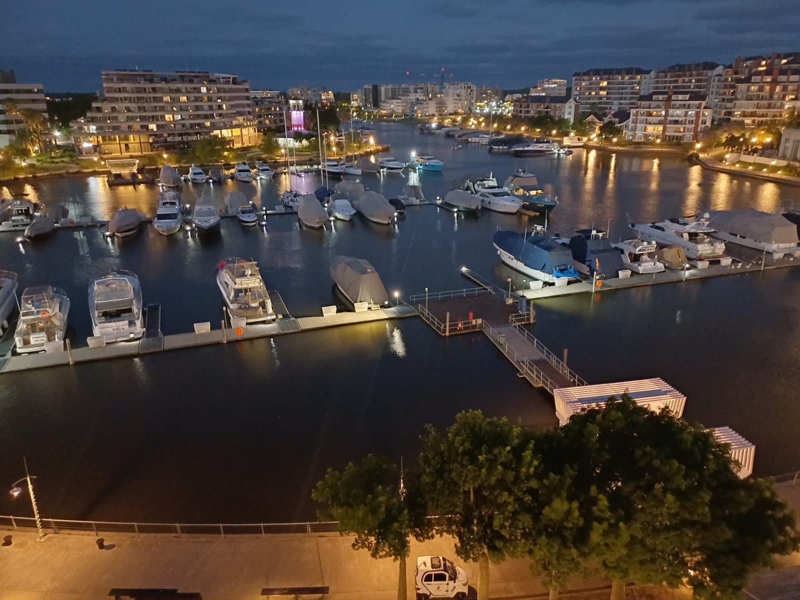 Apartment for Sale - Wyndham Condominiums