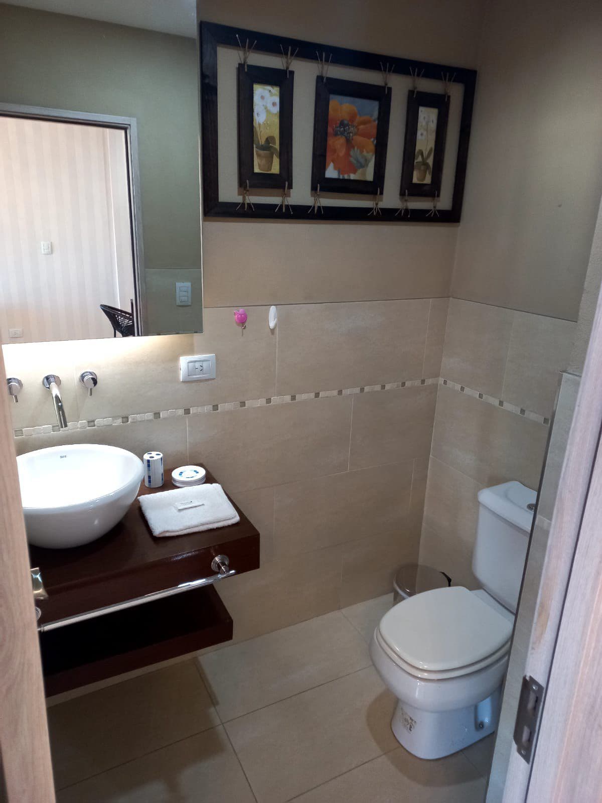 Apartment for Sale - Wyndham Condominiums