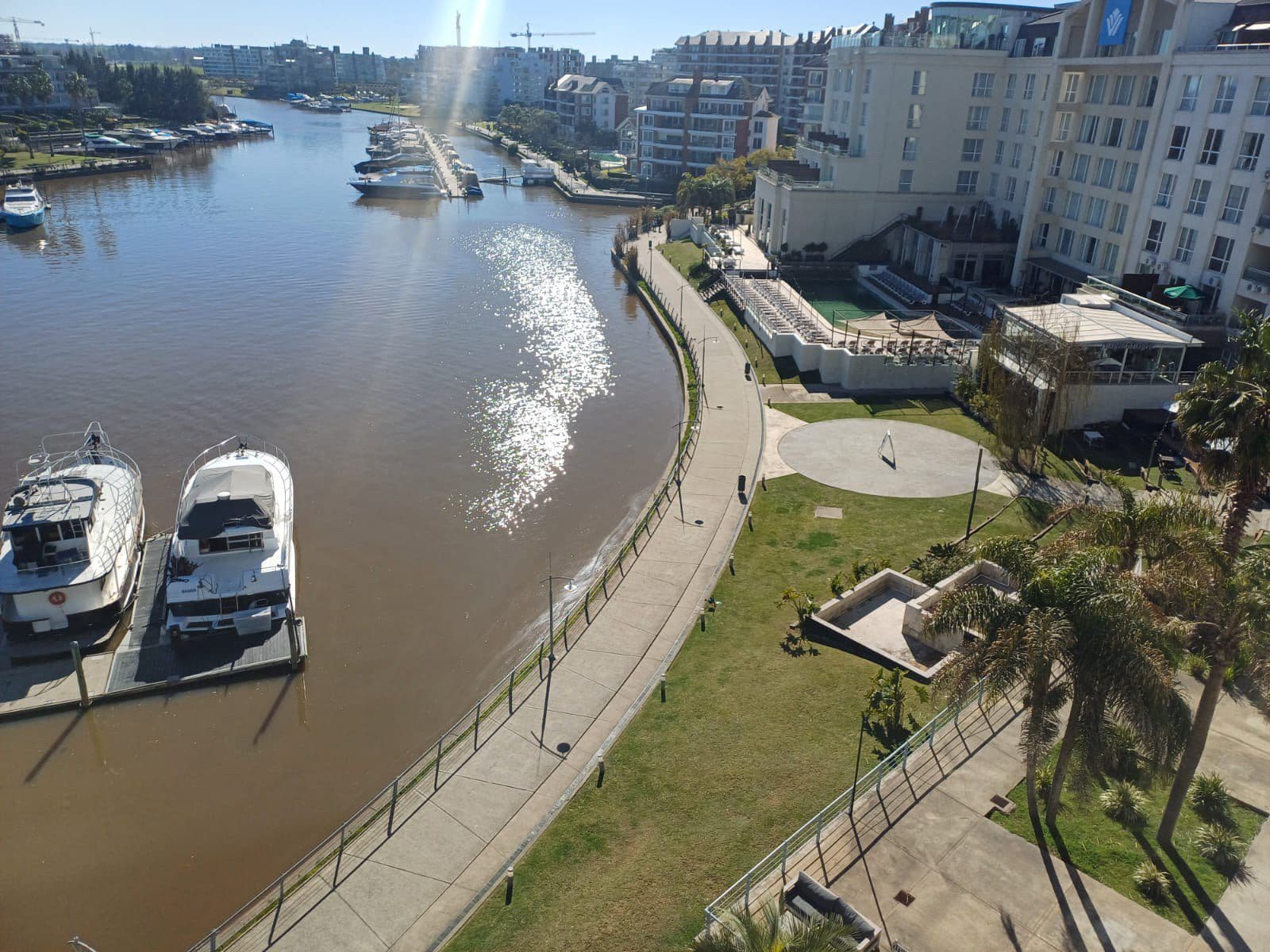 Apartment for Sale - Wyndham Condominiums