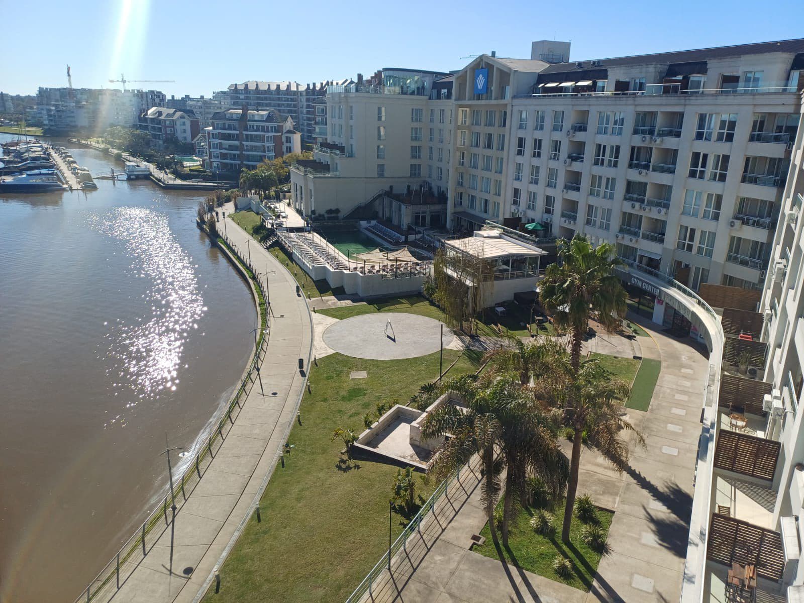 Apartment for Sale - Wyndham Condominiums