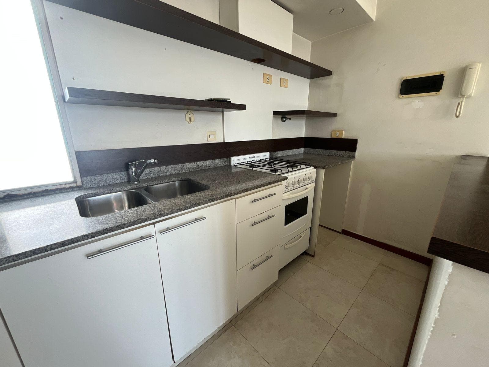 2-room apartment with a balcony FOR SALE, downtown Wilde