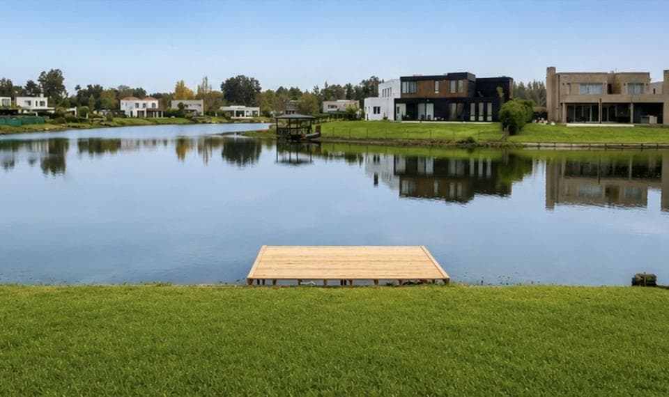 House by the Lagoon, SAN MATIAS NEIGHBORHOOD, Area 1