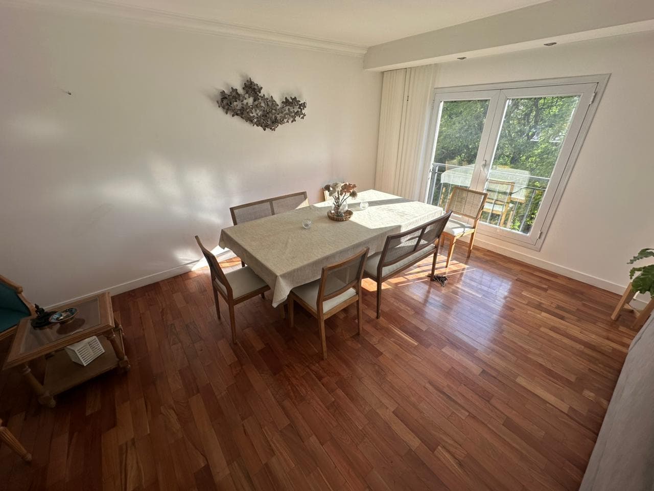 FOR SALE/RENT: LUXURY 4-ROOM APARTMENT WITH TWO PARKING SPACES AND AMENITIES IN DOWNTOWN QUILMES