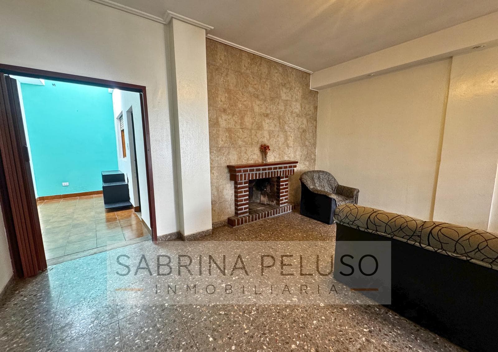 5-room penthouse for sale in Moreno—qualifies for CRED financing