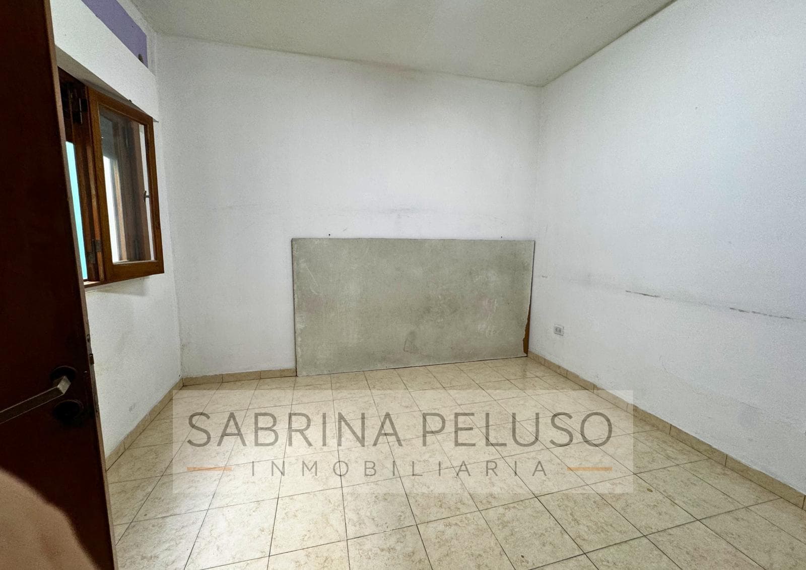 5-room penthouse for sale in Moreno—qualifies for CRED financing