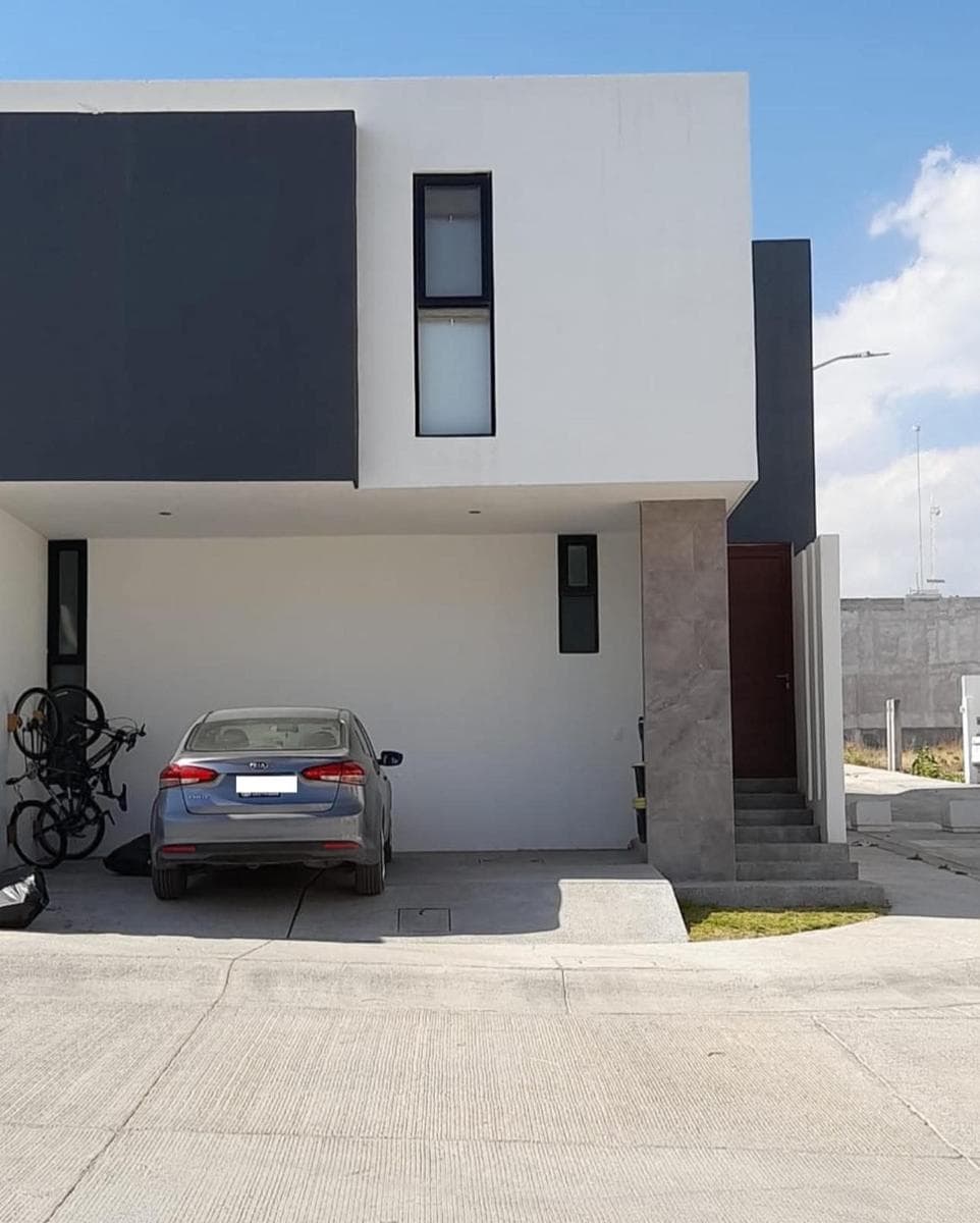 HOUSE FOR SALE IN FORJA REAL