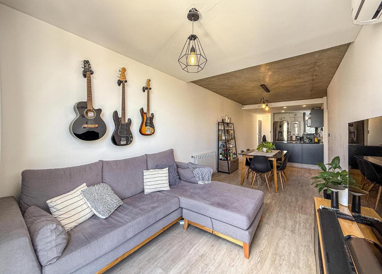 FOR SALE: 2-bedroom apartment with a private terrace and garage. Pichincha, Rosario