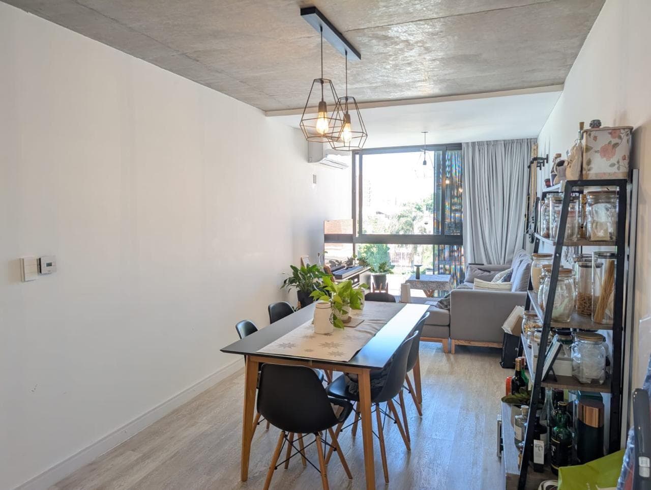 FOR SALE: 2-bedroom apartment with a private terrace and garage. Pichincha, Rosario