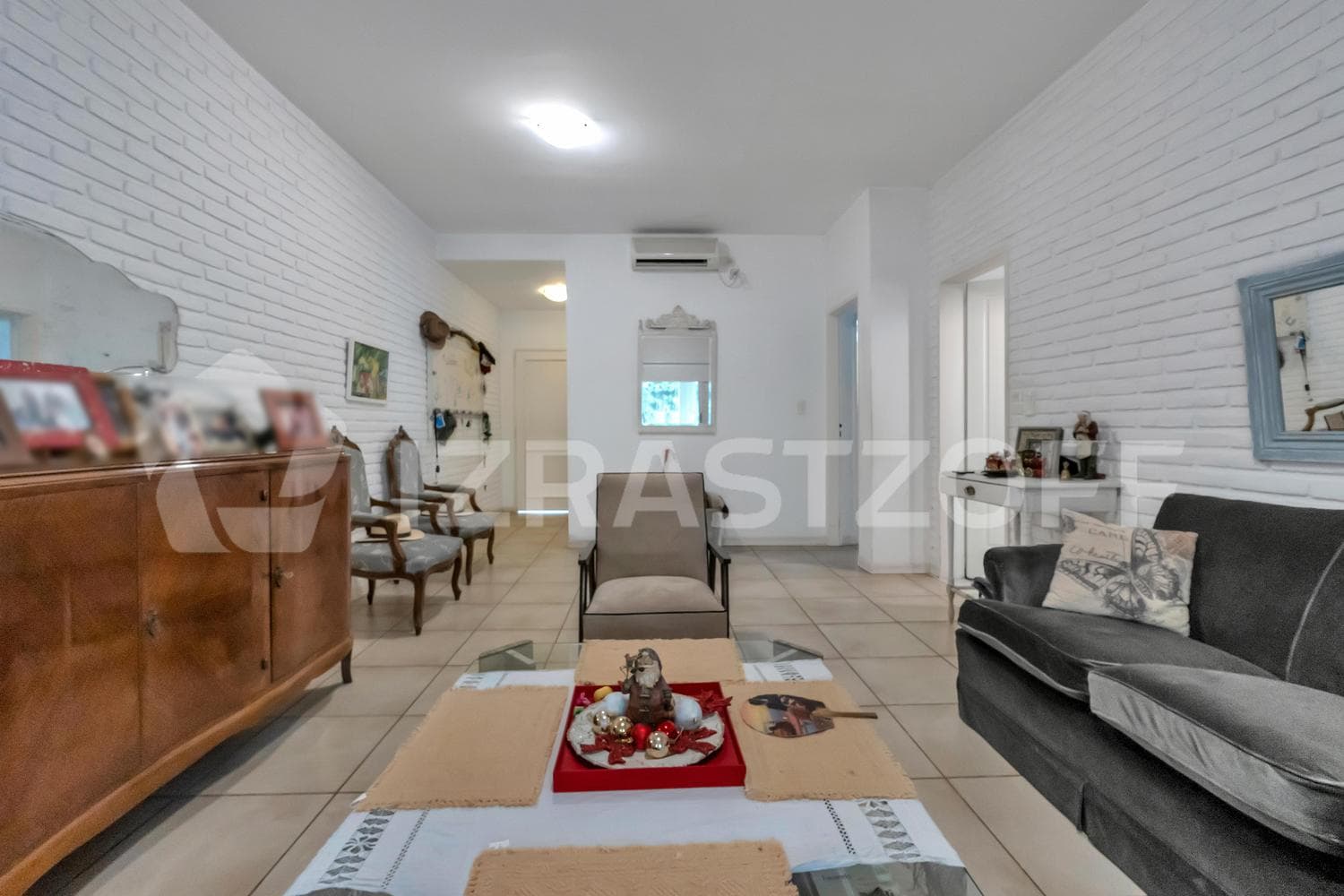 Three-bedroom apartment for sale in CC. Pueyrredon on the ground floor