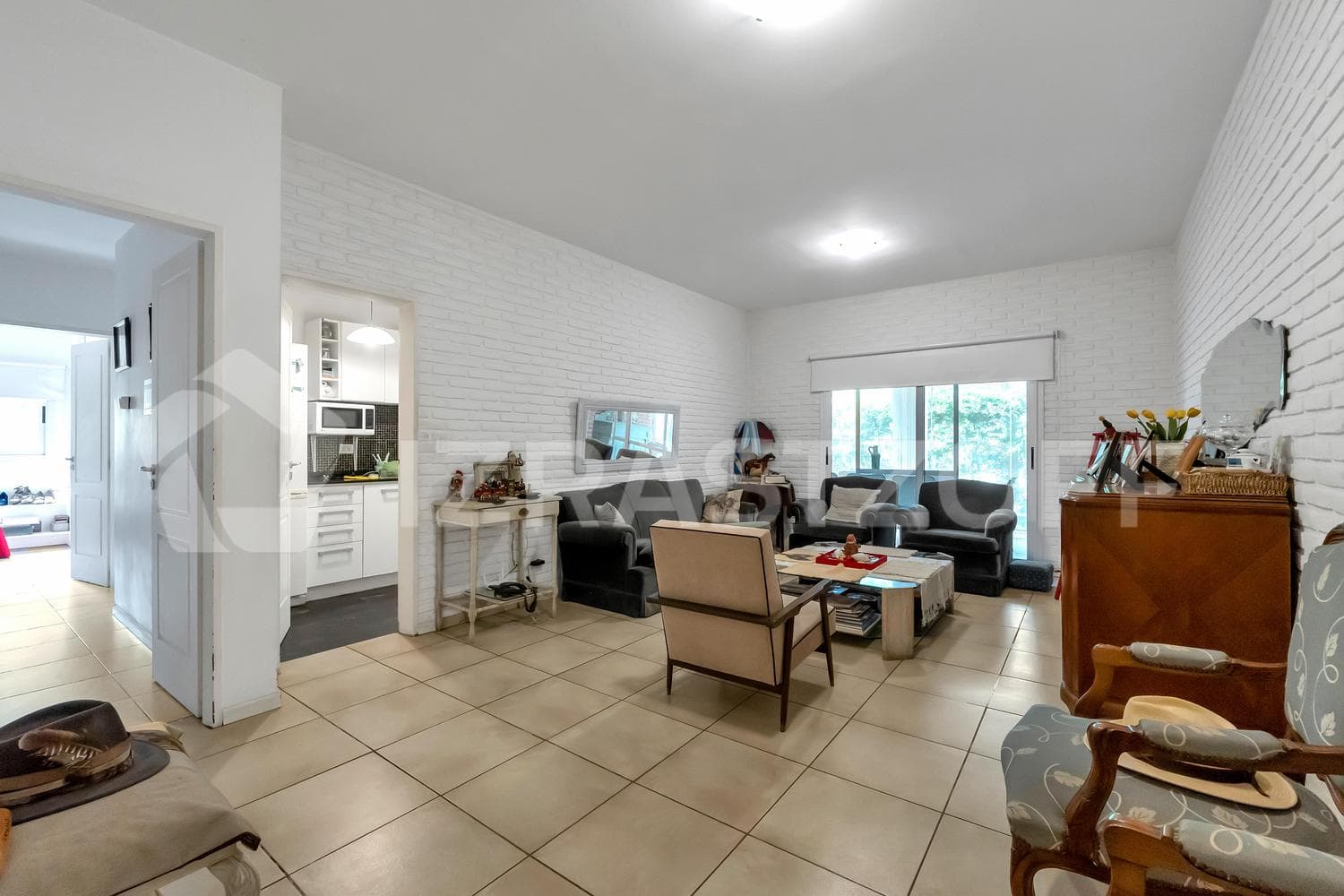 Three-bedroom apartment for sale in CC. Pueyrredon on the ground floor