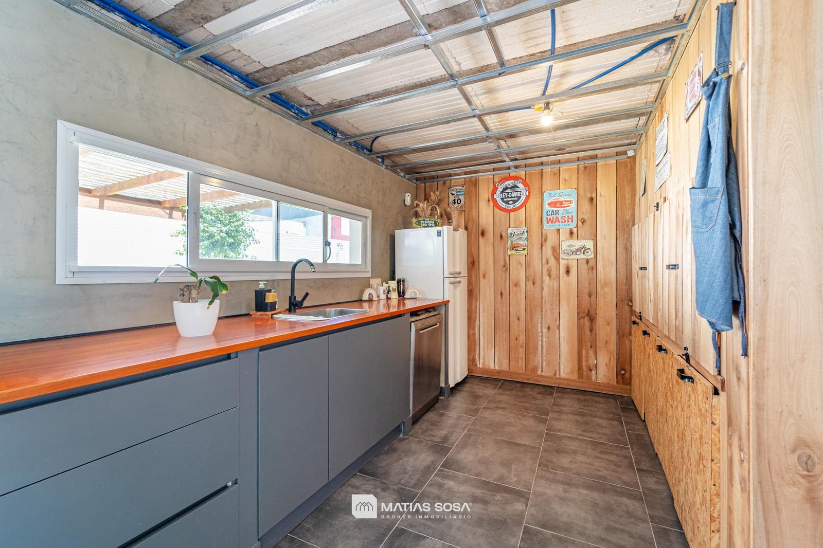 House in Las Colinas, P. Ramos - For Sale - Modern - Park
