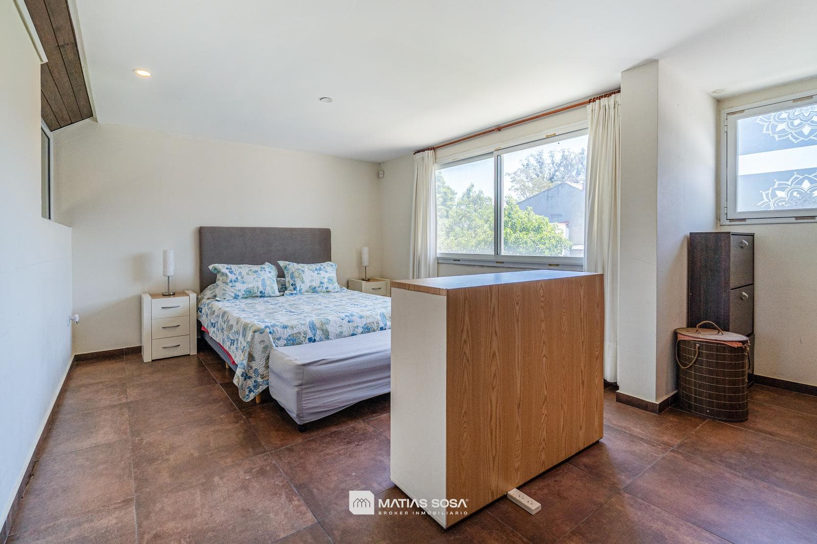 House in Las Colinas, P. Ramos - For Sale - Modern - Park