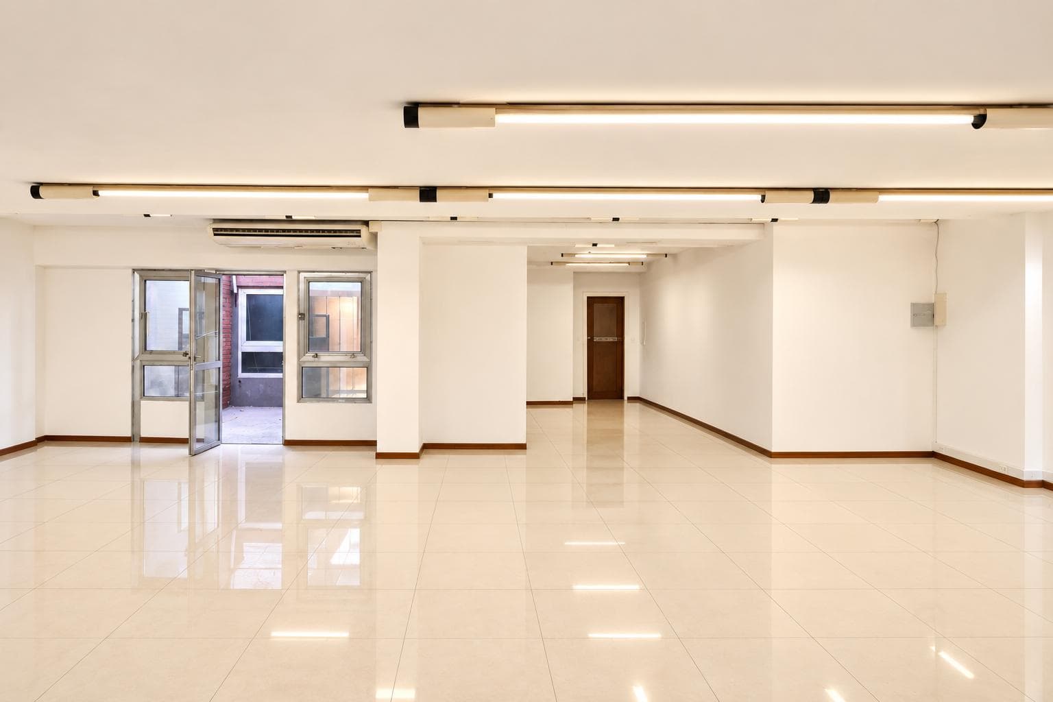 OFFICE in Retiro—strategic location