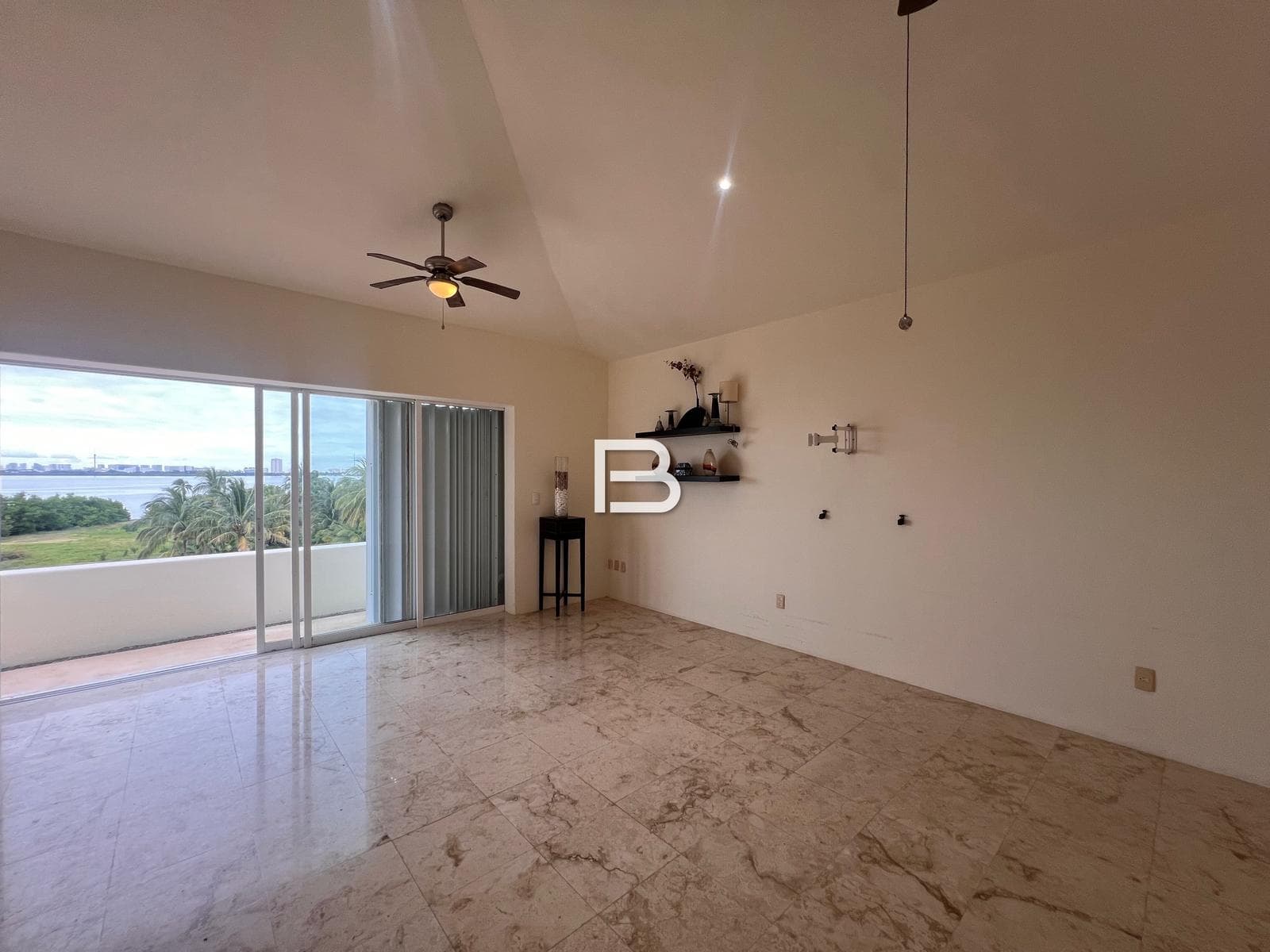 Apartment for Sale in Isla Bonita, Pok Ta Pok