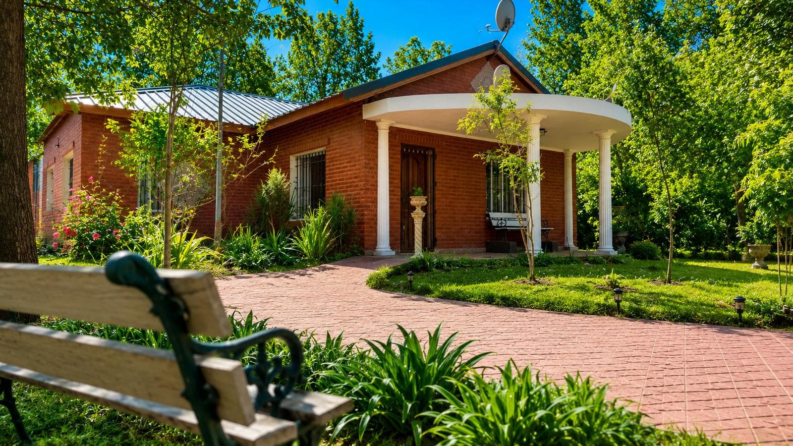 Back to the basics, without sacrificing comfort—this home in La Araucaria has it all!