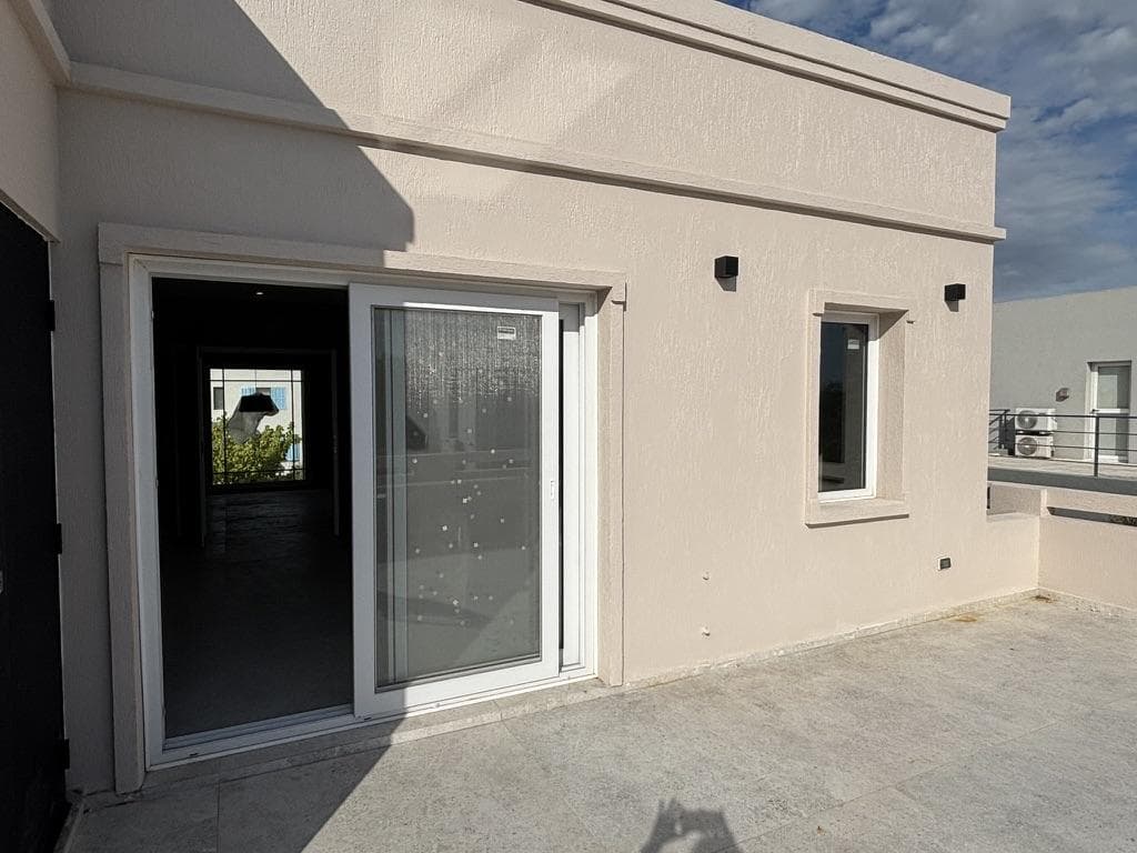 Contemporary Home in Puertos del Lago | Araucarias Neighborhood, 4 Bedrooms (3 en suite), Stylish and Spacious