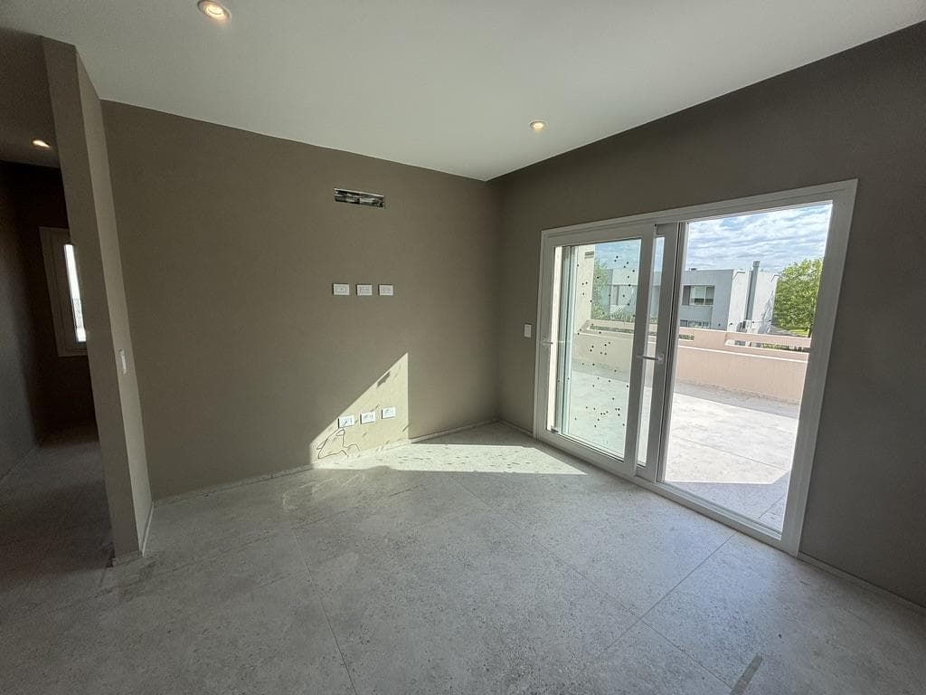 Contemporary Home in Puertos del Lago | Araucarias Neighborhood, 4 Bedrooms (3 en suite), Stylish and Spacious