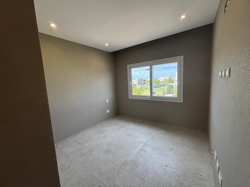 Contemporary Home in Puertos del Lago | Araucarias Neighborhood, 4 Bedrooms (3 en suite), Stylish and Spacious