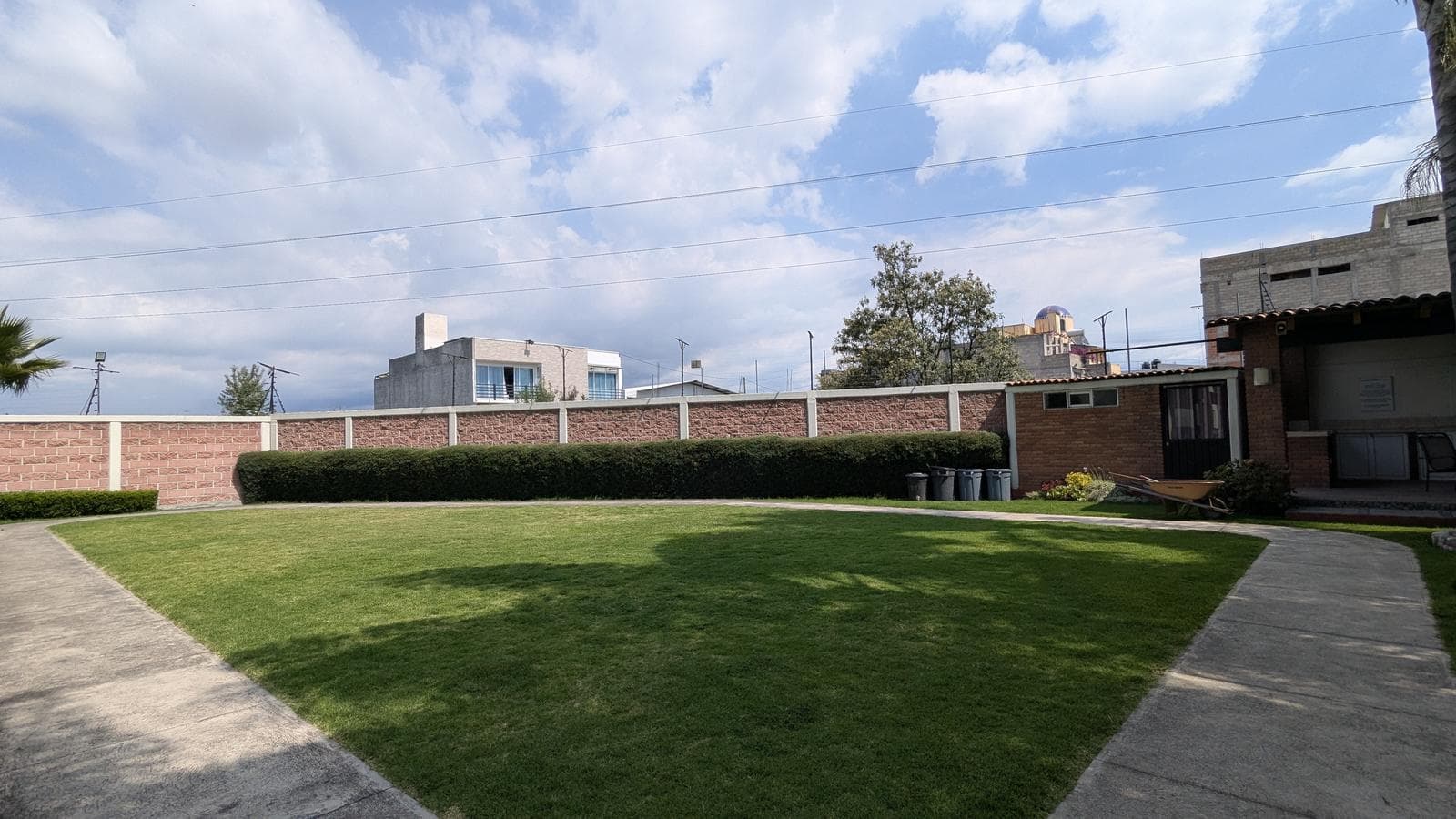 HOUSE FOR SALE IN METEPEC, VIANDAS RESIDENTIAL COMPLEX