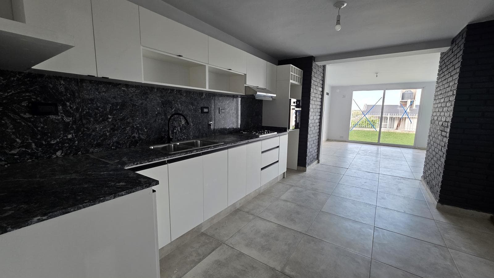Renovated duplex | Terrace with hot tub and mountain views | 2 parking spaces | Trade-in accepted