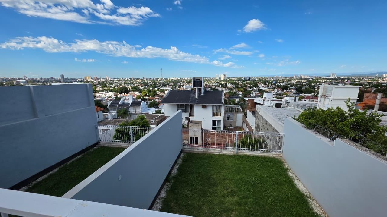 Newly renovated duplex | 3 bedrooms (including one suite), terrace with hot tub, and 2 parking spaces | View of the mountains