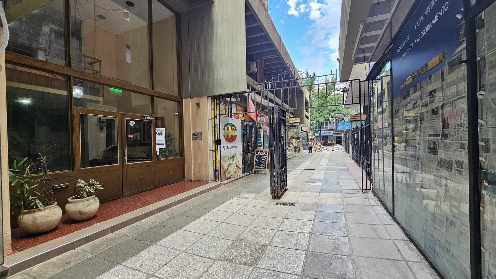 Local office space for sale, right in the heart of Córdoba (Investment opportunity, financing available)