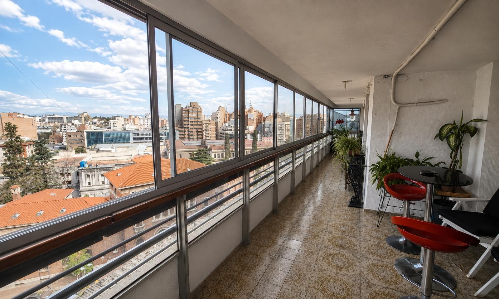 Entire Apartment for Sale in Nueva Córdoba | Balcony, Terrace, and Parking Space