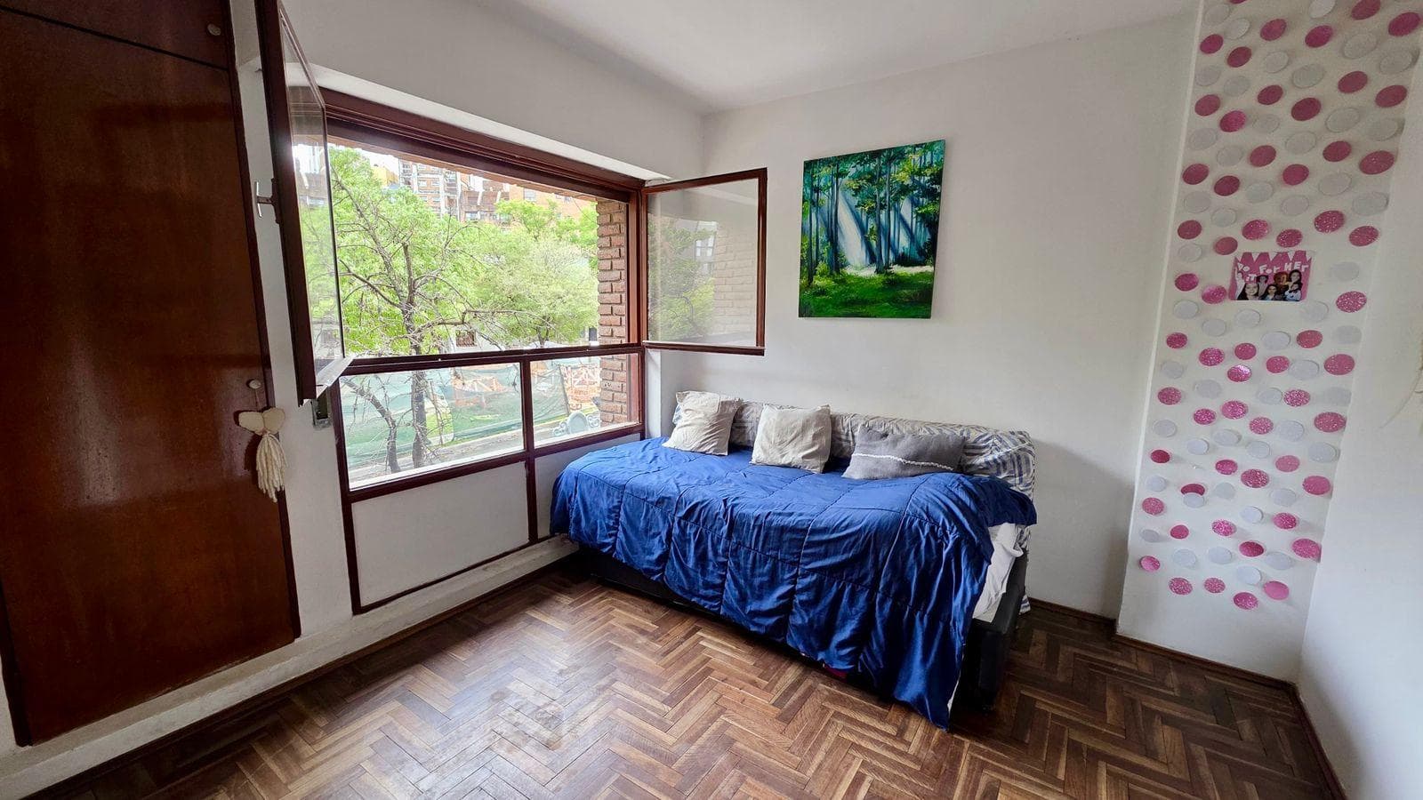 FOR SALE: One-bedroom apartment in Nueva Córdoba (Buenos Aires at the corner of Ambrosio Olmos). GUARANTEED RENTAL INCOME