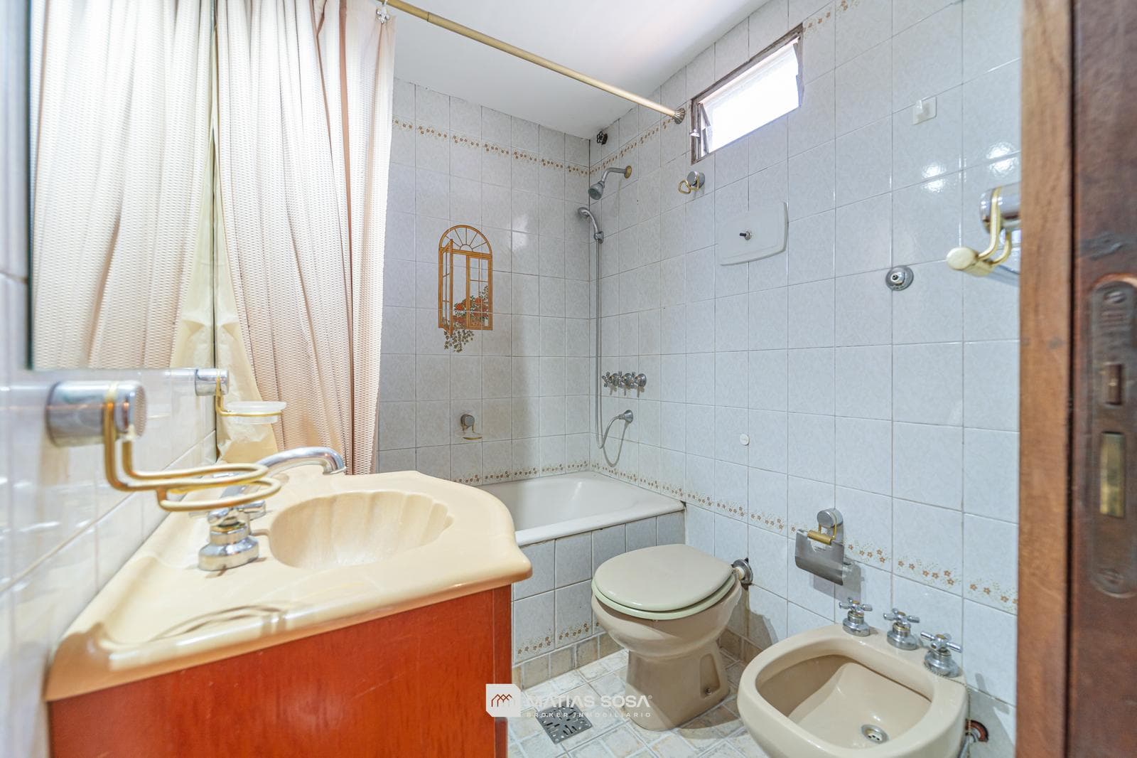 For Sale - 3-room apartment - Patio - Qualifies for financing